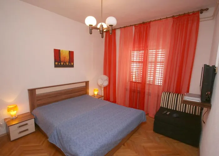 Apartment By The Sea Pag - 6381 Pag Town