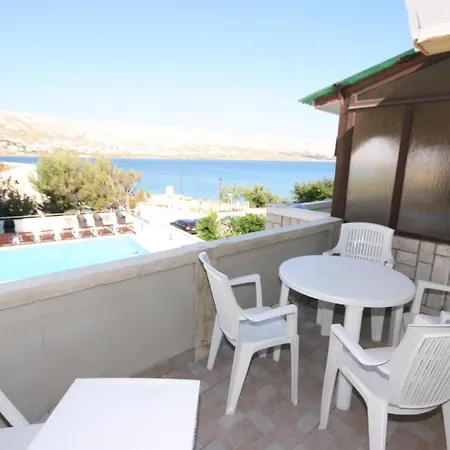 Apartament By The Sea Pag - 6381 Pag Town