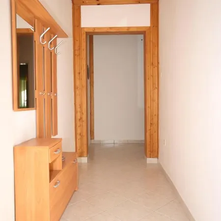 Apartament By The Sea Pag - 6381 Pag Town
