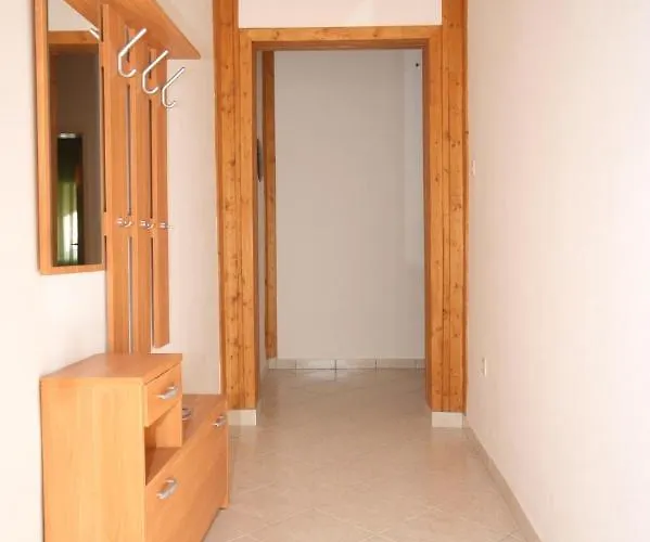 Apartman By The Sea Pag - 6381 Pag Town